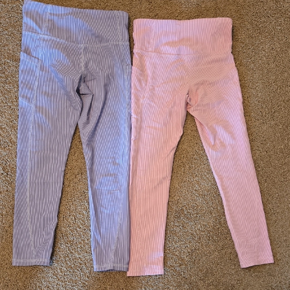 Old Navy Powersoft Go-Dry Blue and Pink Kids Leggings - Size 8 - Picture 4 of 6